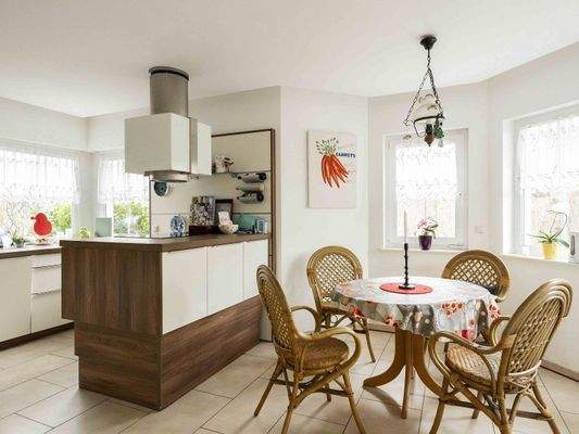 Küche mit Eßbereich