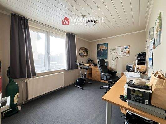 Arbeitszimmer EG