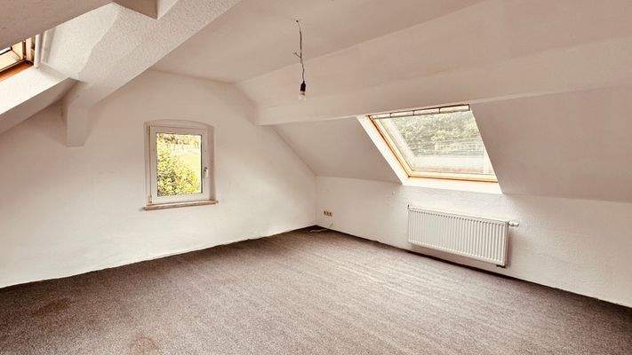 Gästezimmer u/o Büro im DG