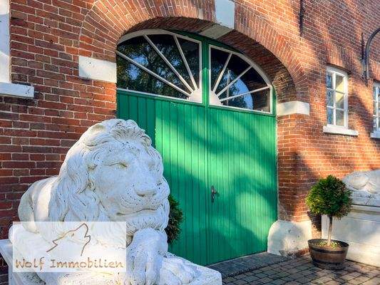 Große Tür zur Diele