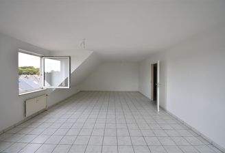 Wohn- und Schlafzimmer 2