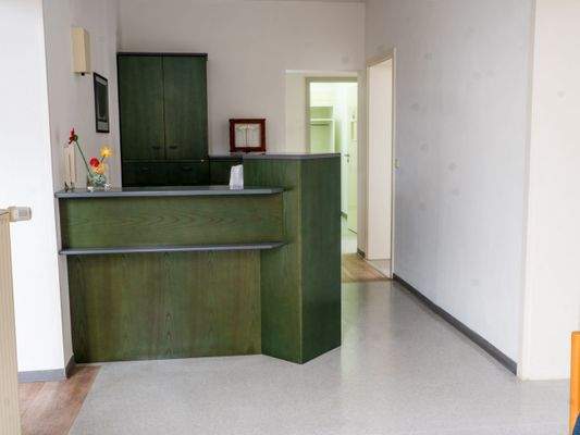 EG - Empfangstresen 8330