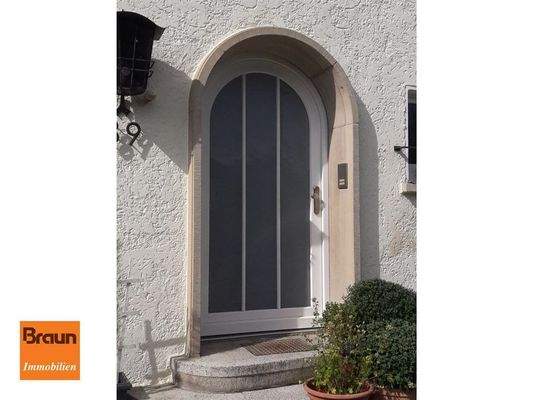 2-3 Fam,-Wohnhaus, VS-S