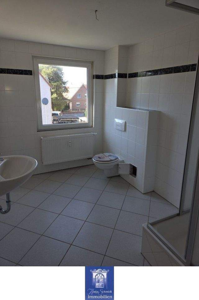Optimal geschnittene 2-Zimmerwohnung in schöner grüner Umgebung! - Foto 1