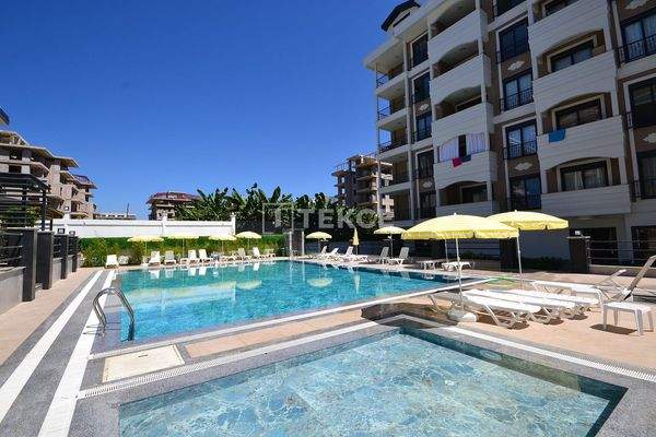 Real Estate Close to the Sea within a Complex in Kargıcak Alanya
