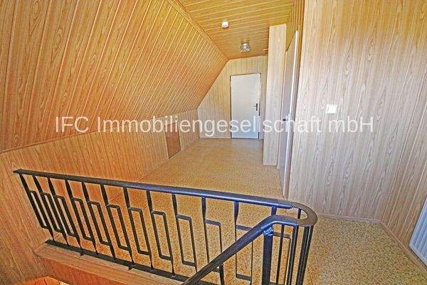 Diele / Treppenbereich im DG