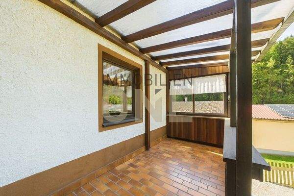 Überdachte Terrasse