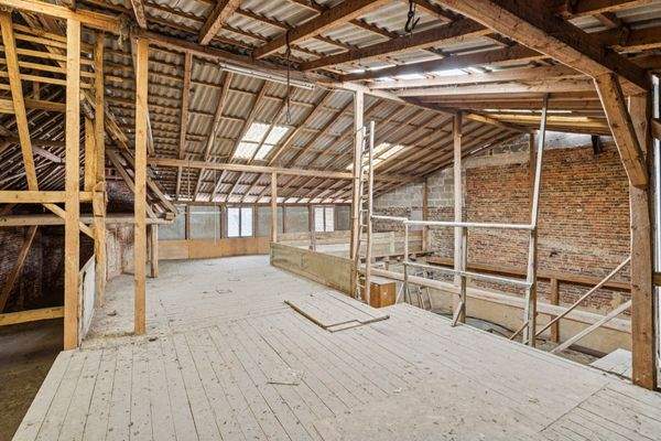 Scheune, Zwischenboden 