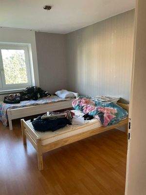 WHG 2. OG links renoviert