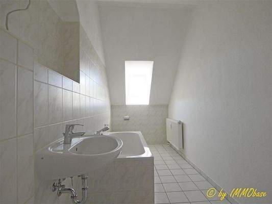Bad mit Wanne