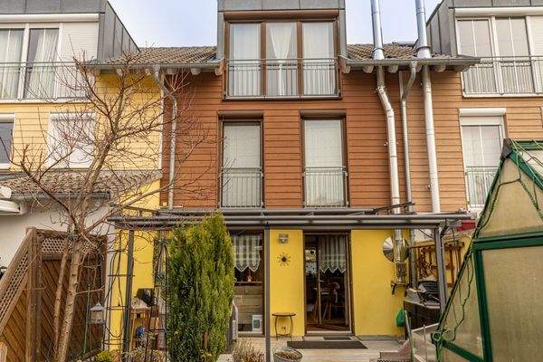 Ein ansprechendes Reihenhaus in guter Lage, mit vielen Extras