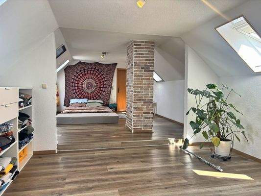 OG_Durchgangs-/ Schlafzimmer