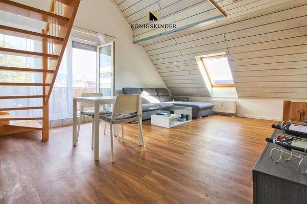 Wohnzimmer- Maisonnette Wohnung