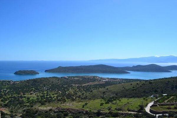 Kreta, Plaka Elounda: Großes Baugrundstück mit Mee