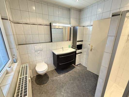 Badezimmer inclusive Badmöbel