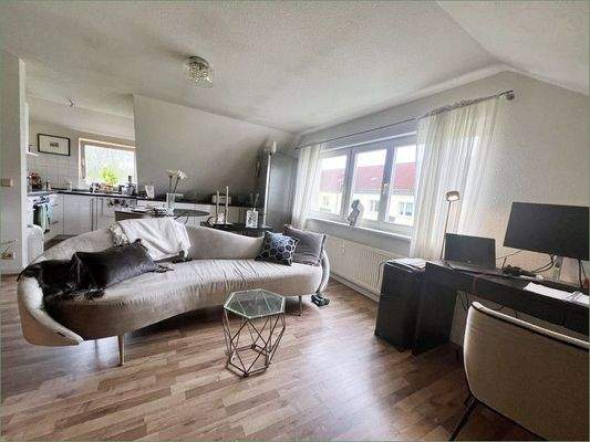 Offener Wohn- und Essbereich