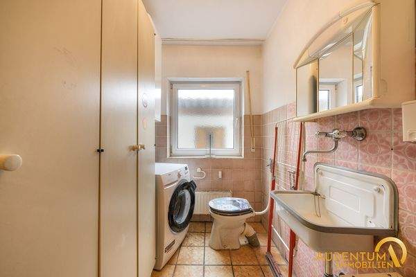 Badezimmer EG