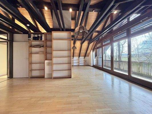 Schlafzimmer 1 offen zu Schlafzimmer 2 hin