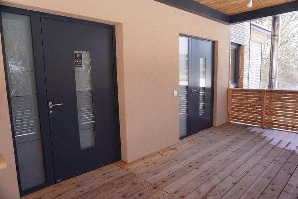 Eingang Top 2, Top 3