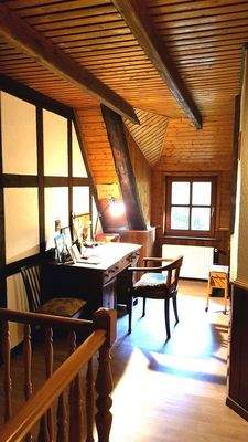 oberer Flur mit Büro