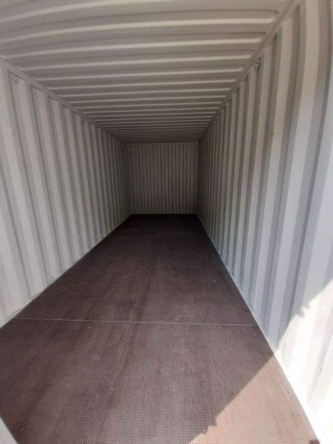 Leipzig Halle, Leipzig Hallenfläche