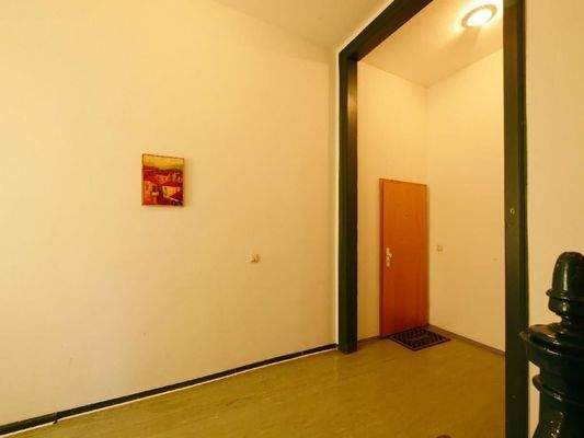  Groszer FLUR - I. OG mit WOHNUNGSTÜR