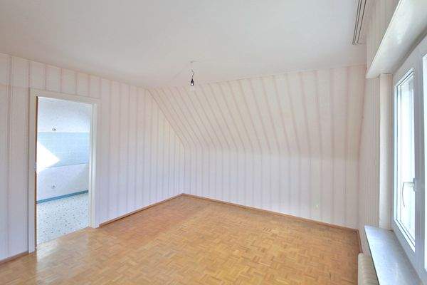 DG Esszimmer, Blick in Küche