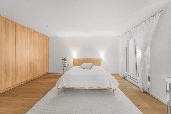 Schlafzimmer im Untergeschoss