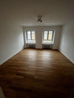 2. Schlafzimmer