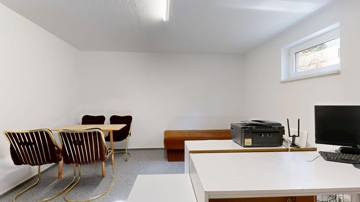 Büro2.jpg