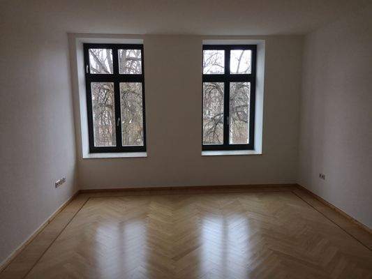 Zimmer 3 mit Kaminofen.jpg