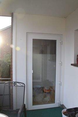 Türe Wohnzimmer zur Loggia 