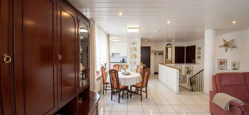 EG Blick Richtung Küche