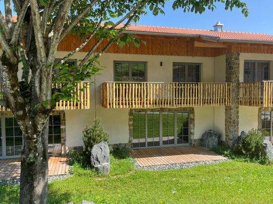 Titelbild Außenansicht Reihenmittelhaus