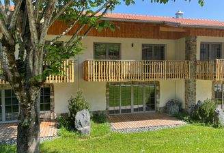 Titelbild Außenansicht Reihenmittelhaus