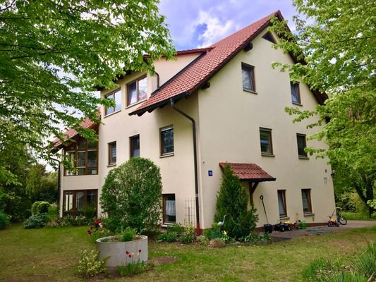 3 Parteienhaus 