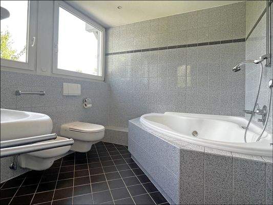 Großes Eltern-Tageslichtbad