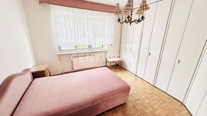 Schlafzimmer Wohnung DG