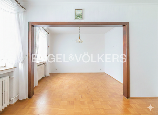 Wohnen/Essen (verbessert durch KI)