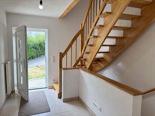 Treppenhaus mit Hauseingang