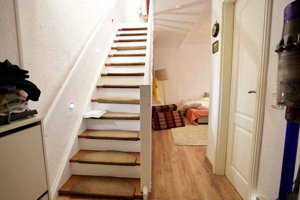 Treppe ins Obergeschoss