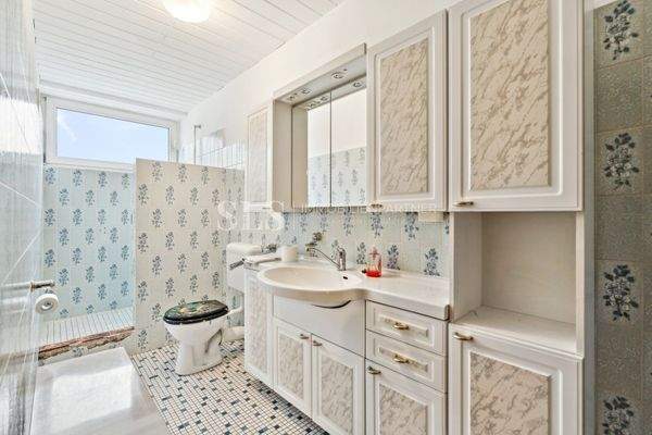 Badezimmer Erdgeschoss