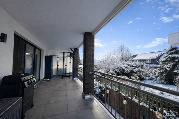 Edewechter Landstraße Balkon.PNG