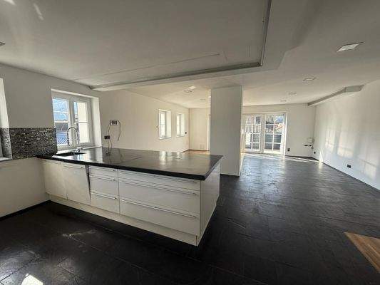 20251014_114451854_iOS