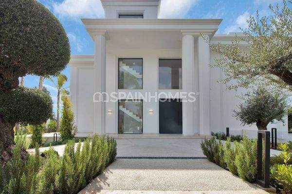 Fantastically Located Villas in a Sought After Area of Marbella
