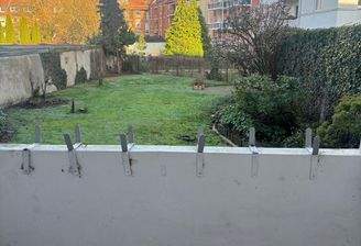 Balkon mit Gartenblick