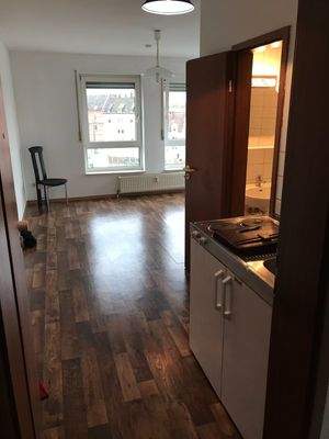 Küche mit Wohnzimmer Zugang