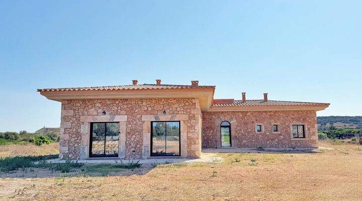 WhatsApp Image 2025-12-09 at 15.34.36 (2)