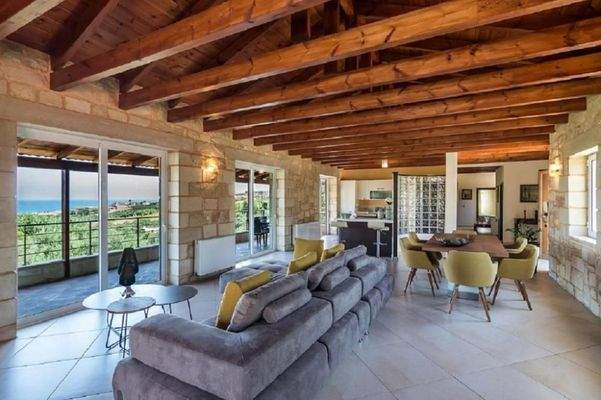 Kreta, Agia Marina: Luxuriöse Steinvilla mit Meer- und Sonnenuntergangsblick zu verkaufen