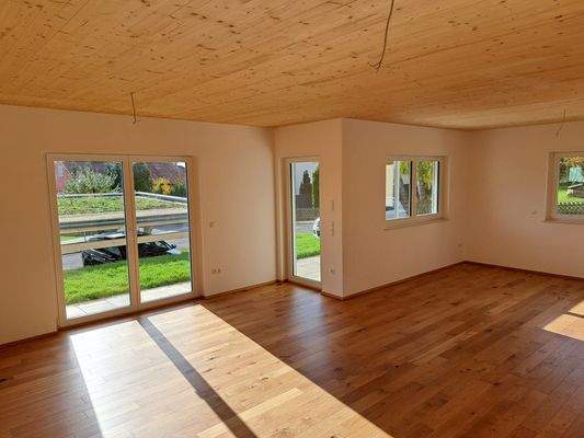 Wohn-,Ess-,Küchenbereich